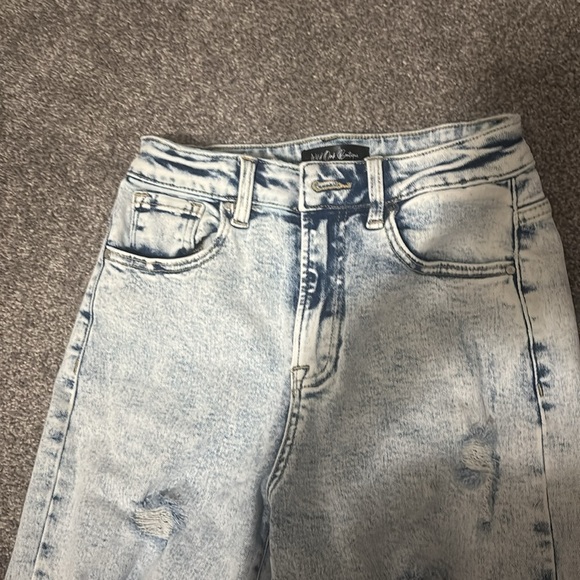 RISEN JEANS - Picture 9 of 12